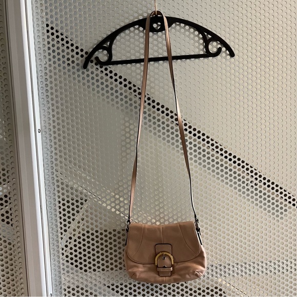 Coach Soho Leather Sling Crossbody Flap Bag Small in Ballerina Pink GUC - Picture 3 of 16
